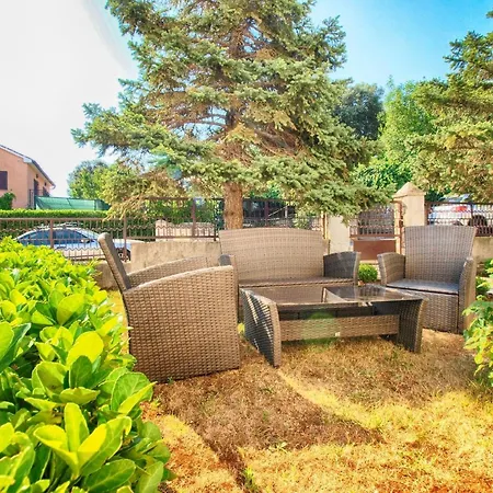 Fuer 2 Personen Ca 24 Qm In Pjescana Uvala, Istrien Istrische Riviera Apartament Pjescana Uvala